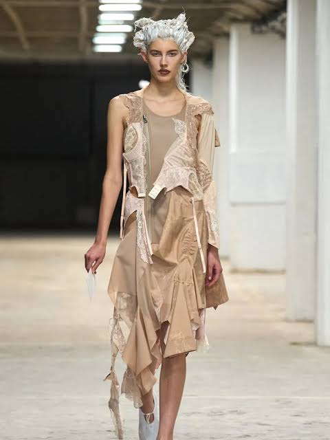 Look 12